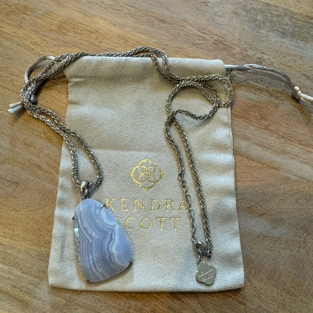 Kendra Scott Necklace